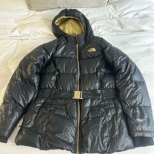 The North Face 550 Black & Gold Girls XL/TG (18) Vintage Belted Puffer Jacket